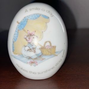 Genuine porcelain egg